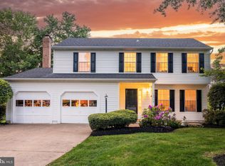 12710 Thunder Chase Dr, Reston, VA 20191