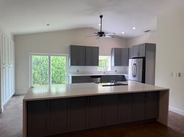 20834 Sugarloaf Ln, Boca Raton, FL 33428