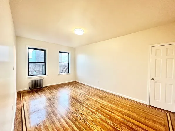35-05 94th Street 5J image 1 of 4