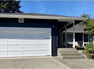 16305 134th Ave SE, Renton, WA 98058