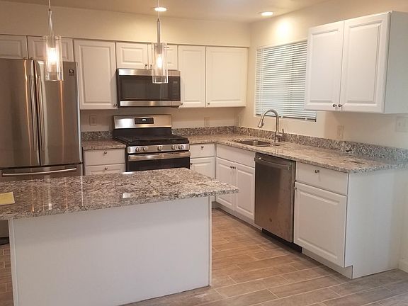 4th image of 2727 S Enchanted Hills Dr