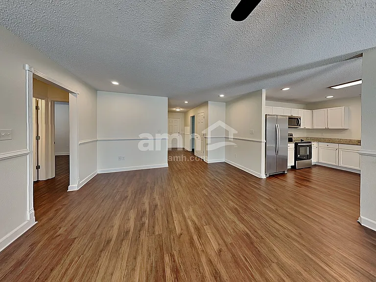 12483 Old Pond Rd — Photo 6