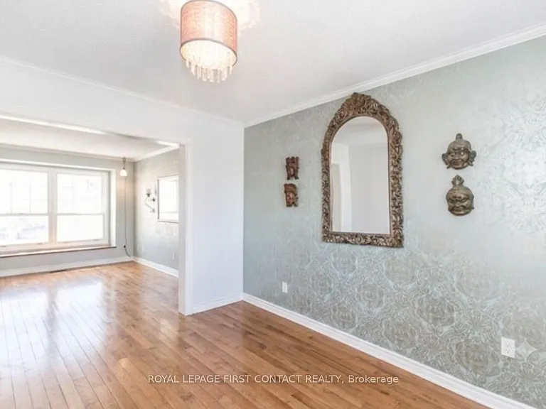 61 Herrell Ave — Photo 5
