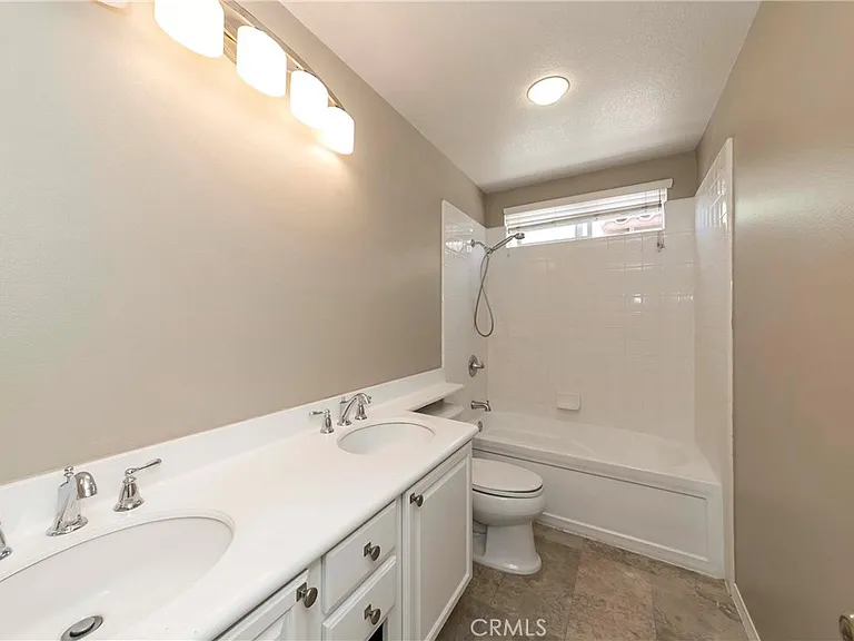 1285 Hopping St — Photo 15