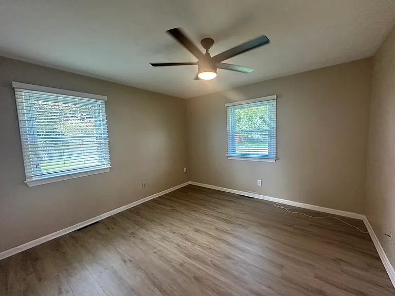 536 Summit Ridge Dr — Photo 15