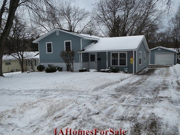 3805 Redbud Rd. Ne
