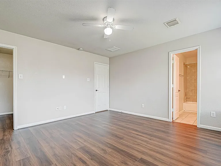22138 Orchard Dale Dr — Photo 16