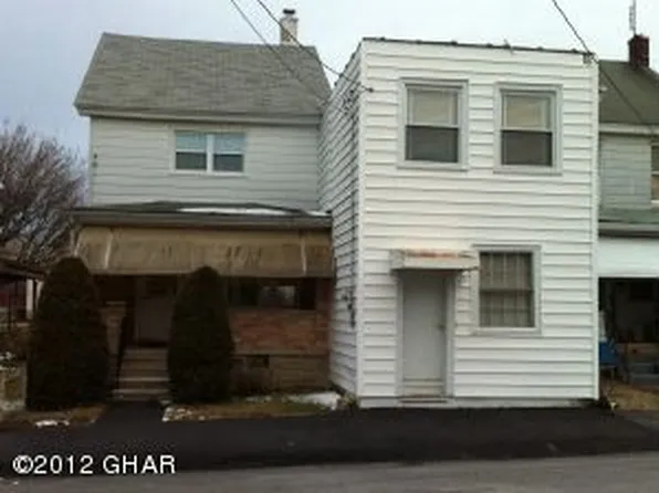 1009 Peace St, Hazleton, PA 18201