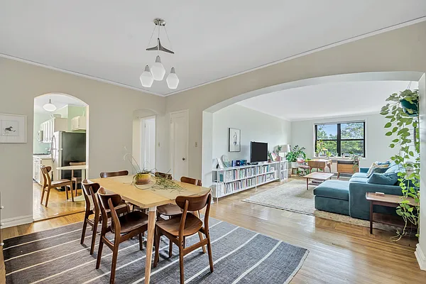 Sold by Compass | media 12