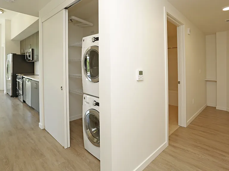 11 Marche Apartments — Photo 54