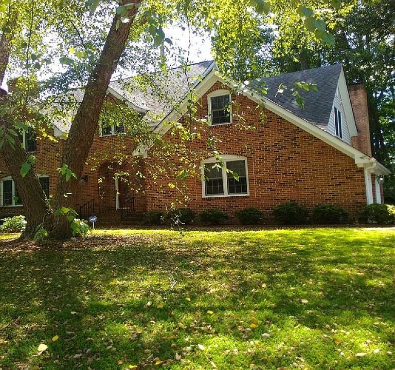 1st image of 100 Brookstone Ct