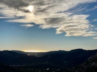 27134 Mountain Meadow Rd, Escondido, CA 92026