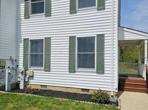 415 Hilltop Ln, Annapolis, MD 21403