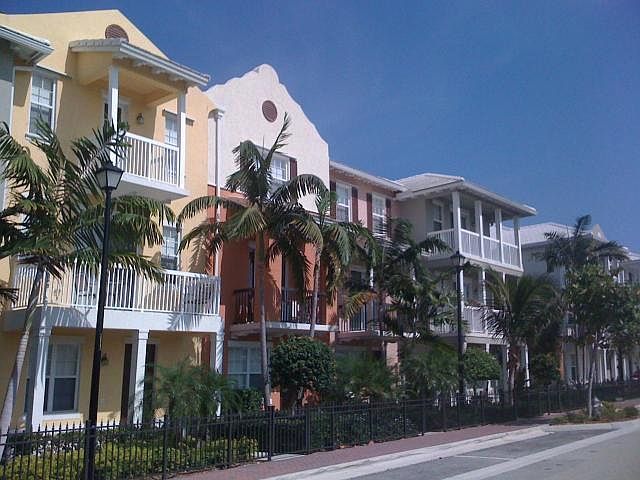 1st image of 109 E Coda Cir #109