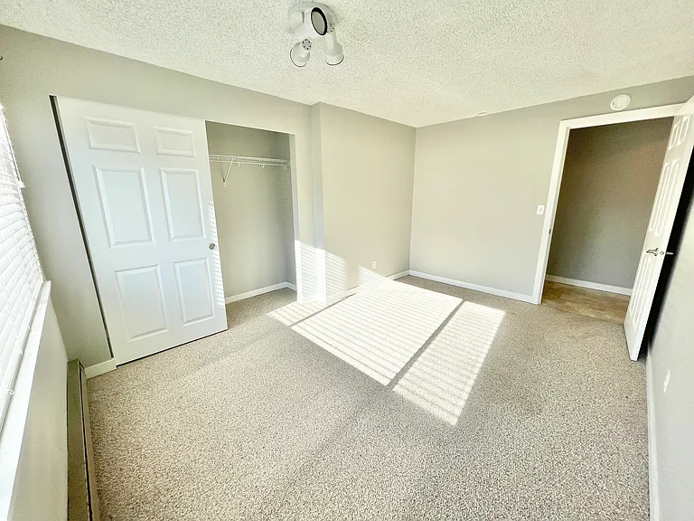 1100 N 92nd St #43 — Photo 11