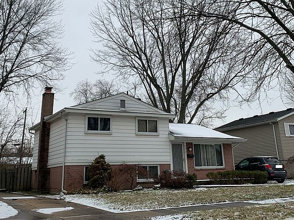 2nd image of 30791 Middlebury St