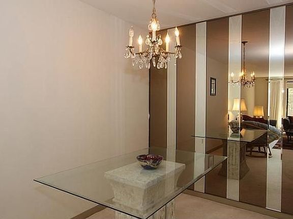 4th image of 5253 N Lovers Lane Rd Unit 304