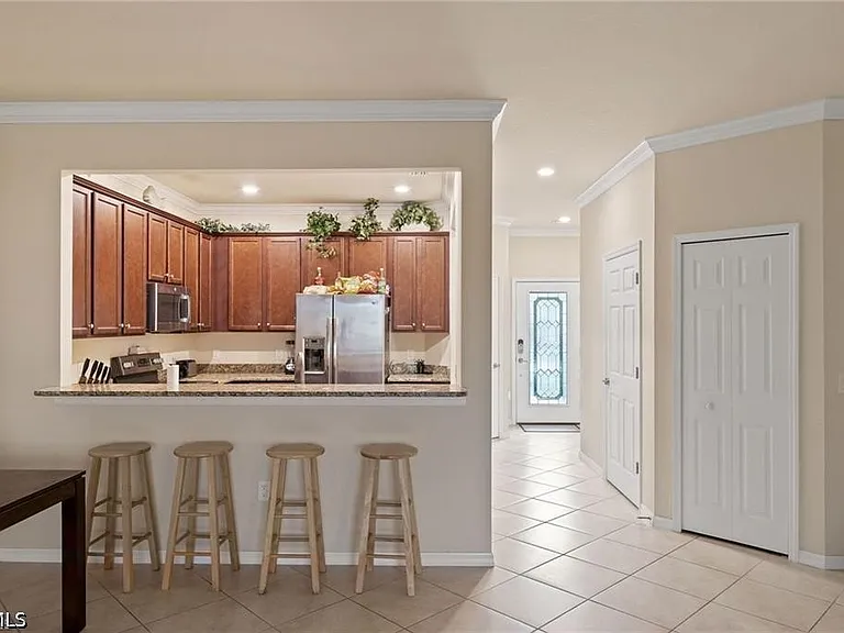 10243 Via Colomba Cir — Photo 11