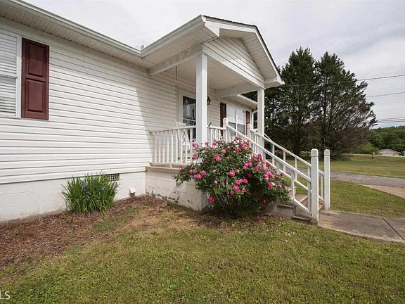 2nd image of 108 Lillie Ln
