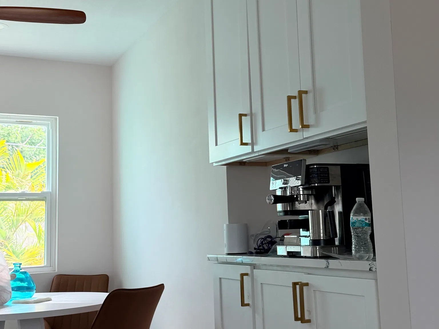 3 bed, 1001 sqft, $3,800 — Photo 4