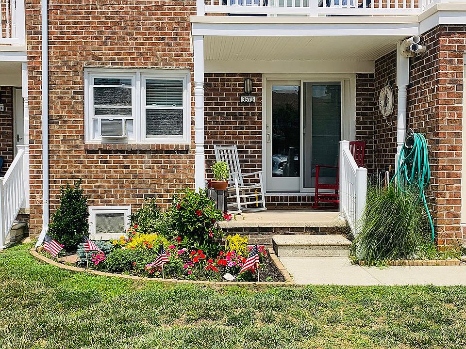 1st image of 3571 Bay Ave #43