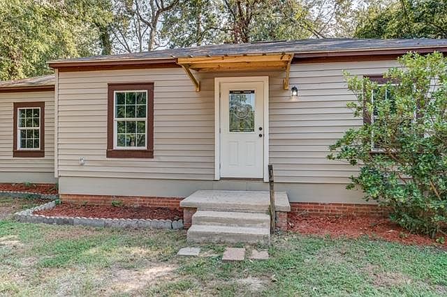 1st image of 507 White Oak Dr