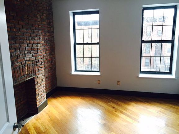 2nd image of 461 Chauncey St APT 2L