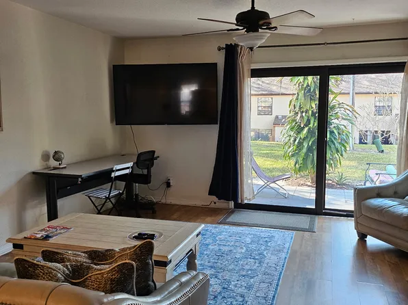 4202 Brigadoon Cir, Clearwater, FL 33759