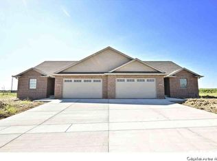 1755 Spartan Dr, Chatham, IL 62629