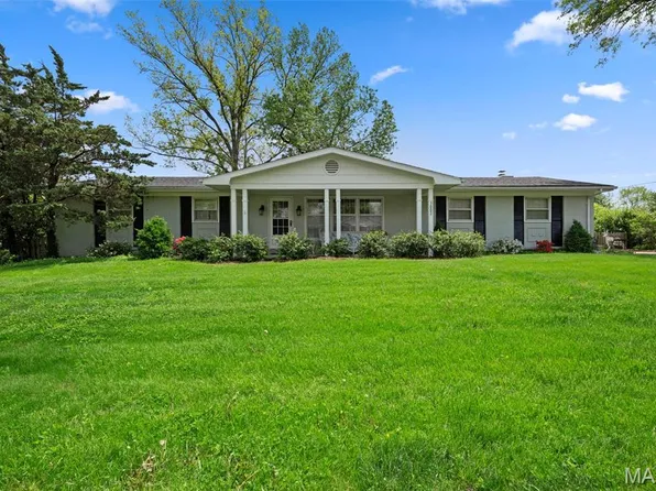 3002 Rockford Way Pl, Saint Charles, MO 63303