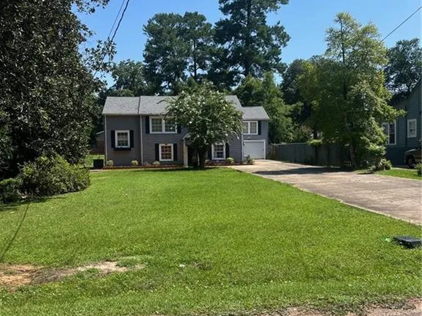 104 Tudor St, Pineville, LA 71360