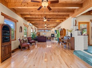 704 Tyler Rd NW, Los Ranchos De Albuquerque, NM 87107