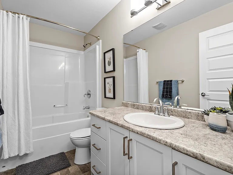 819 Chester Rd — Photo 30