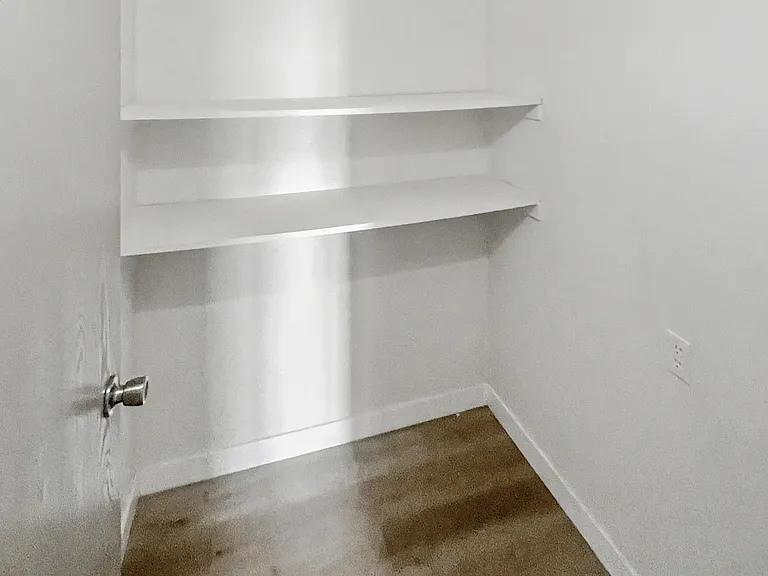 45 Kleisinger Cres — Photo 12