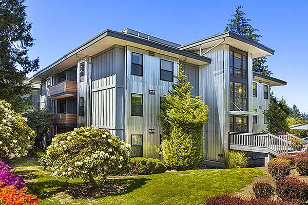 Duet Apartments — Photo 2