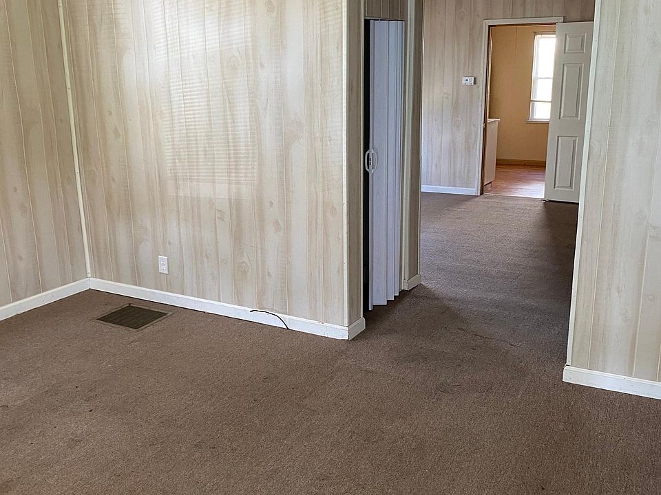 1st image of 807 Virginia Ave