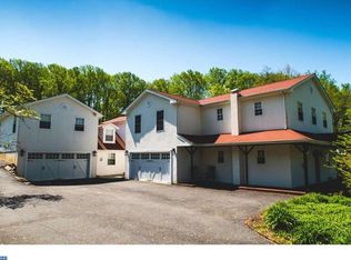 1580 Snuff Mill Rd, Hockessin, DE 19707