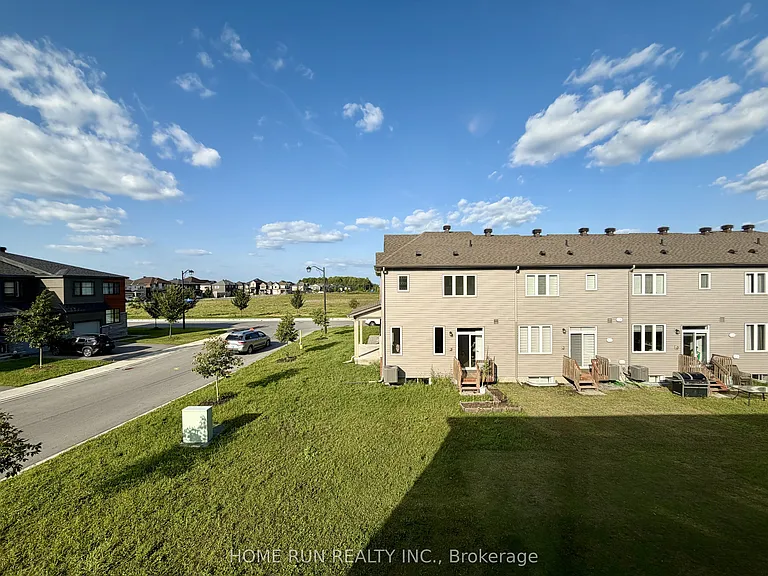 1009 Ballyhale Hts — Photo 30