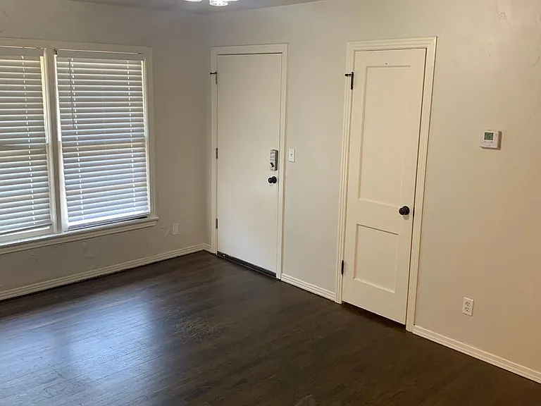 Native Lands Apartments — Photo 9