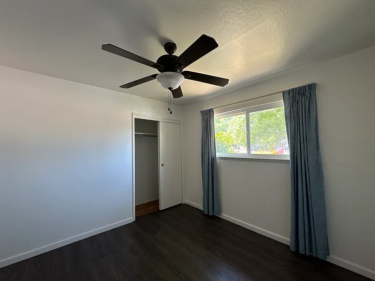1851 Tallac St — Photo 12