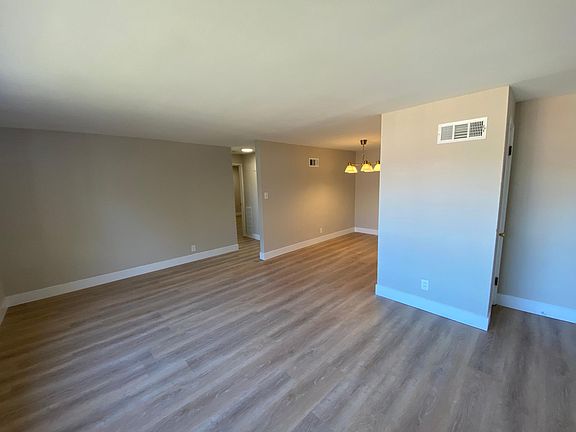 5th image of 715 Lepere Ave APT E