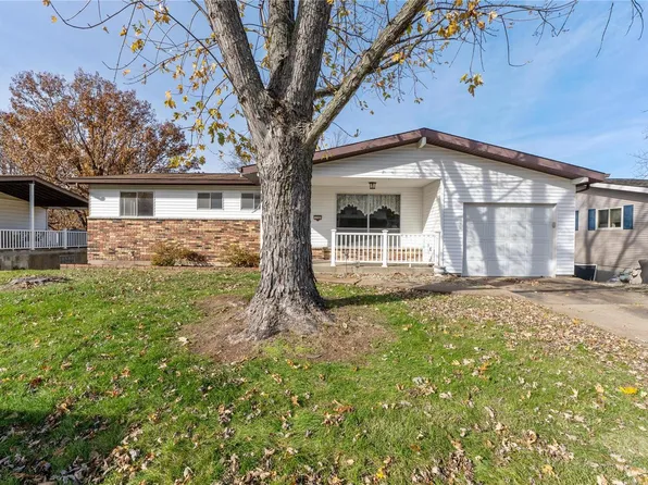 1249 Moonlight Dr, Arnold, MO 63010