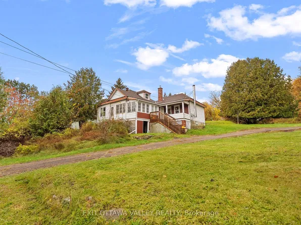 106 Bonnechere St E, Bonnechere Valley, ON K0J 1T0