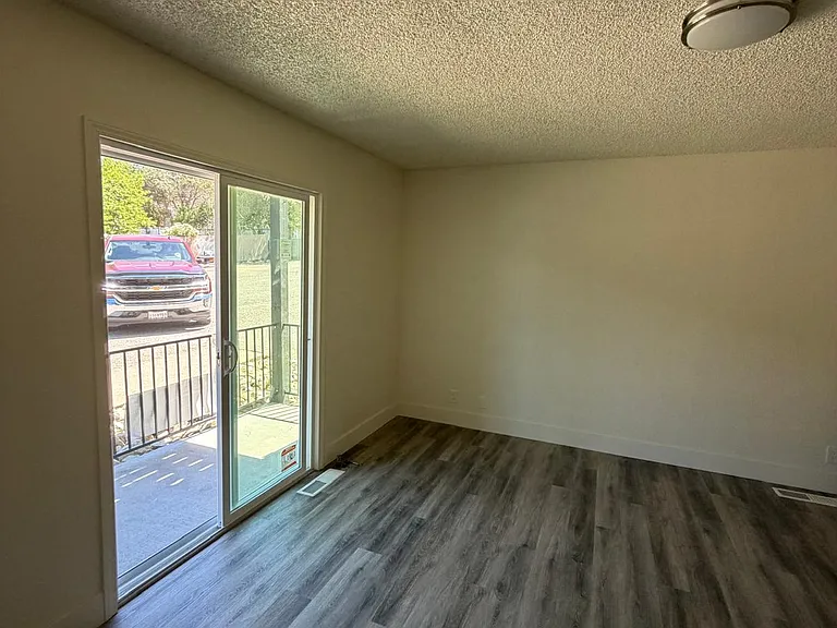 944 West St #2 — Photo 5