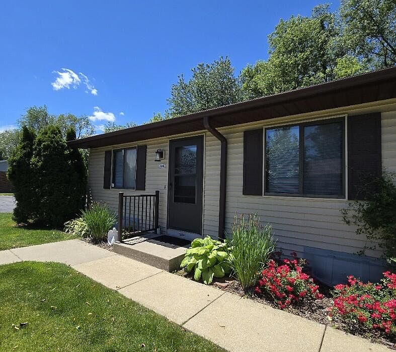 1st image of 5246 Green Meadow Rd #Q