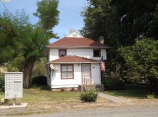 80155 Pioneer St, Wamic, OR 97063