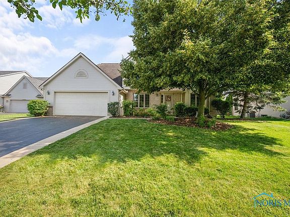 3rd image of 14691 Ramblehurst Dr