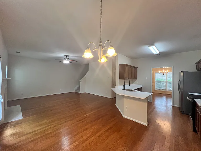 2632 Sedgeview Ln — Photo 11