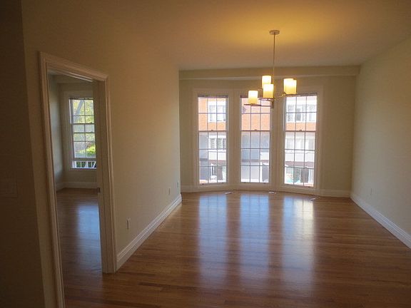 4th image of 1090 Eddy St APT 402