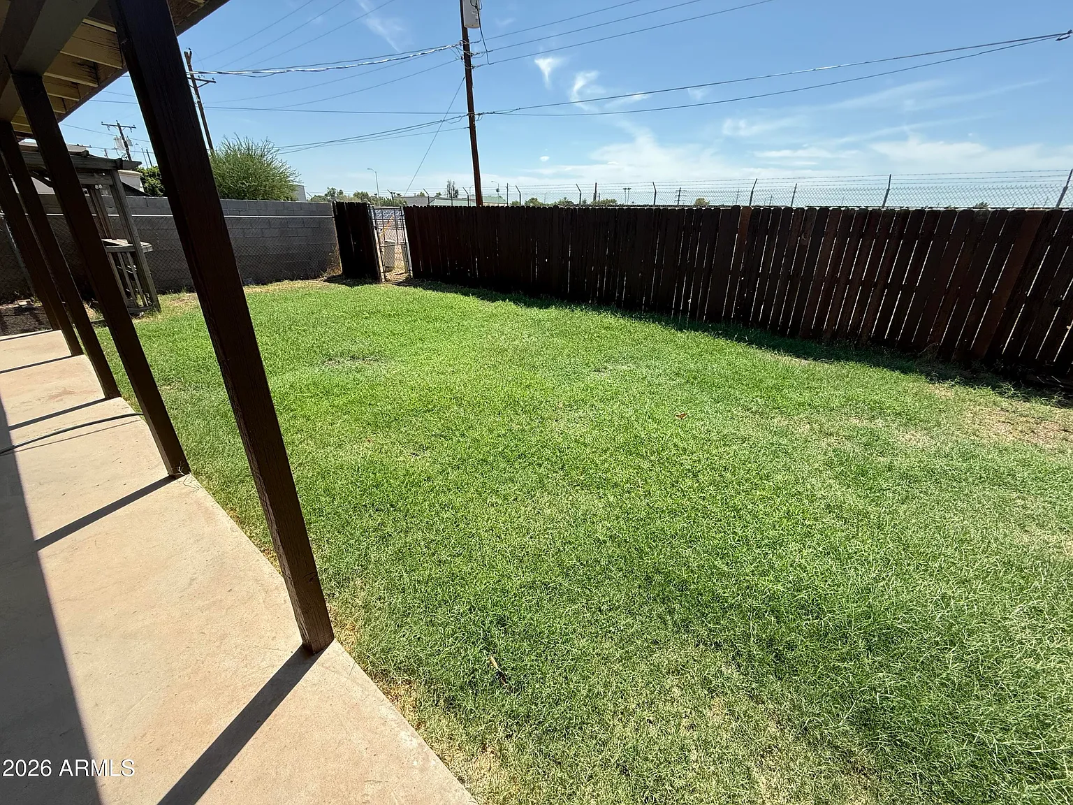 4 bed, 2.0 bath, 1542 sqft, $2,045 — Photo 3